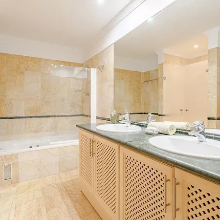 Sea View Nautico 圣米格尔德阿沃纳